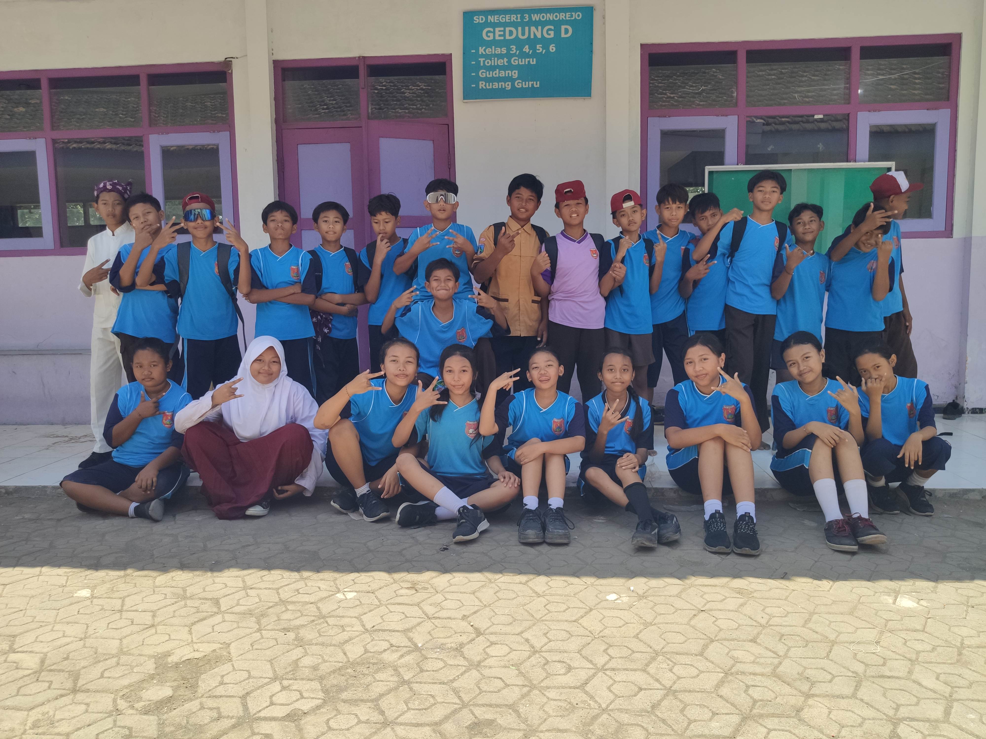 Kegiatan belajar di kelas 6